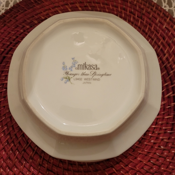 Mikasa "Younger than Springtime" China set - Picture 5 of 5